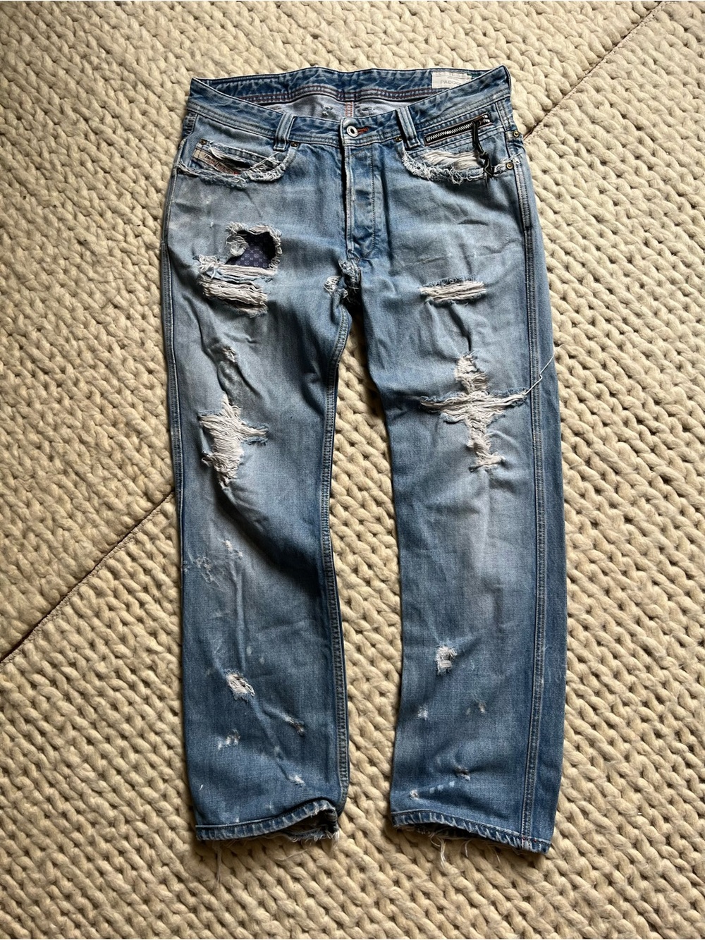 Diesel Y2k Distressed Ripped Jeans | 31x32 - Picture 14 of 14